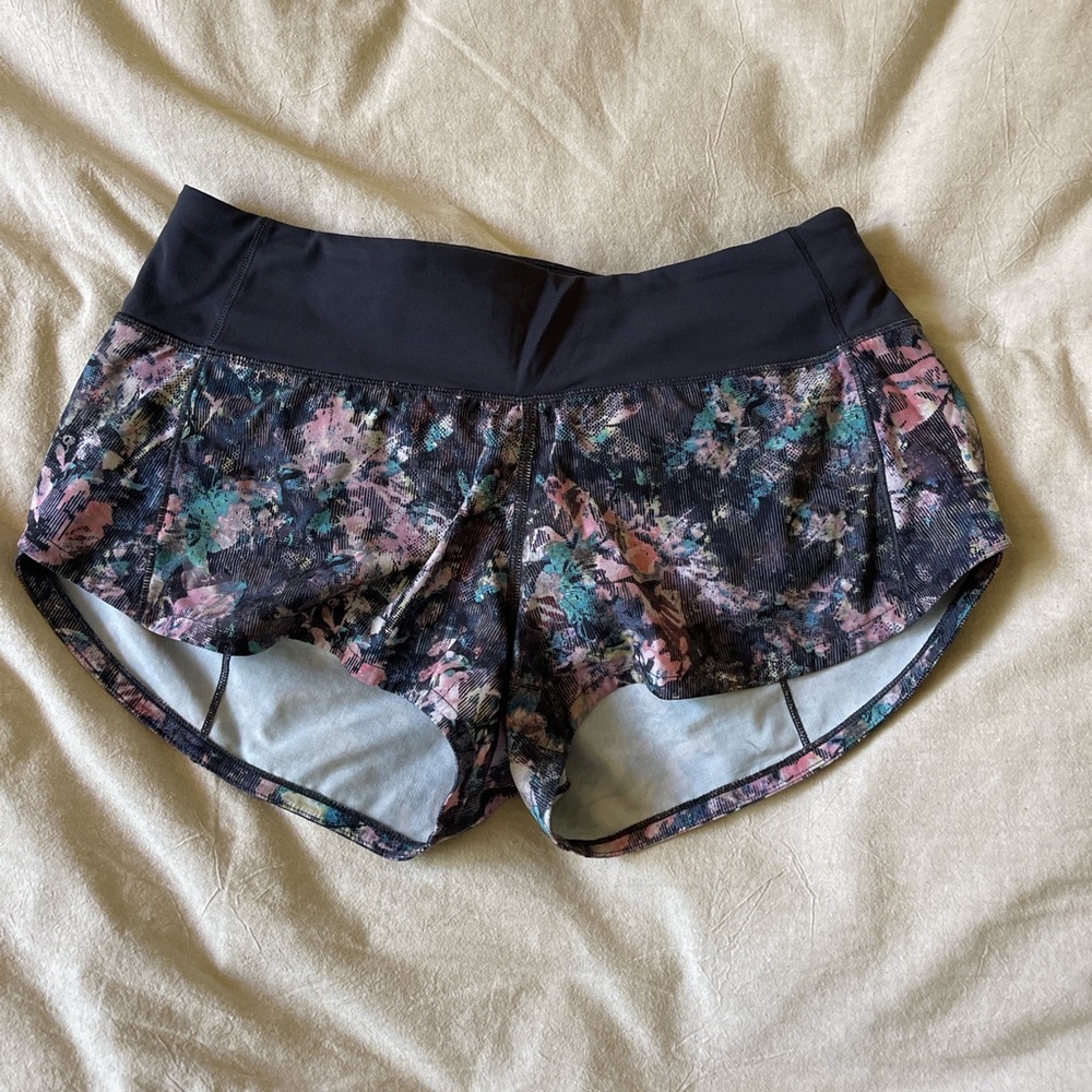 Lululemon low rise shorts size 2